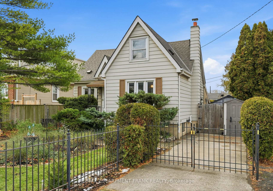 685-dunn-avenue-hamilton-ontario-x12646690