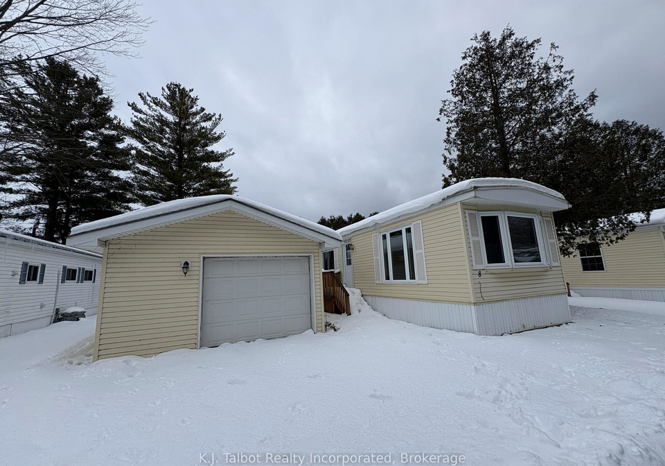 8-bloomsbury-street-ashfield-colborne-wawanosh-ontario-x12646864