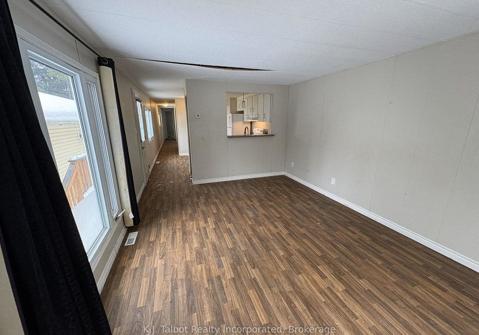 8-bloomsbury-street-ashfield-colborne-wawanosh-ontario-x12646864