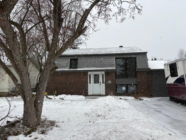 1052-cadboro-road-cyrville-carson-grove-pineview-ottawa-ontario-x12647086