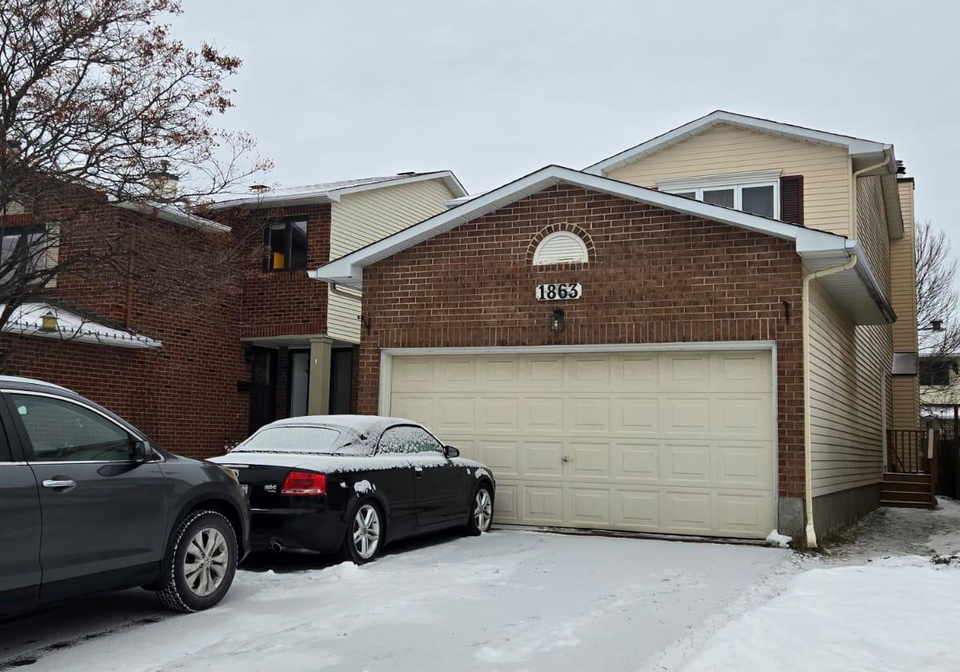 1863-leclair-crescent-ottawa-ontario-x12647394