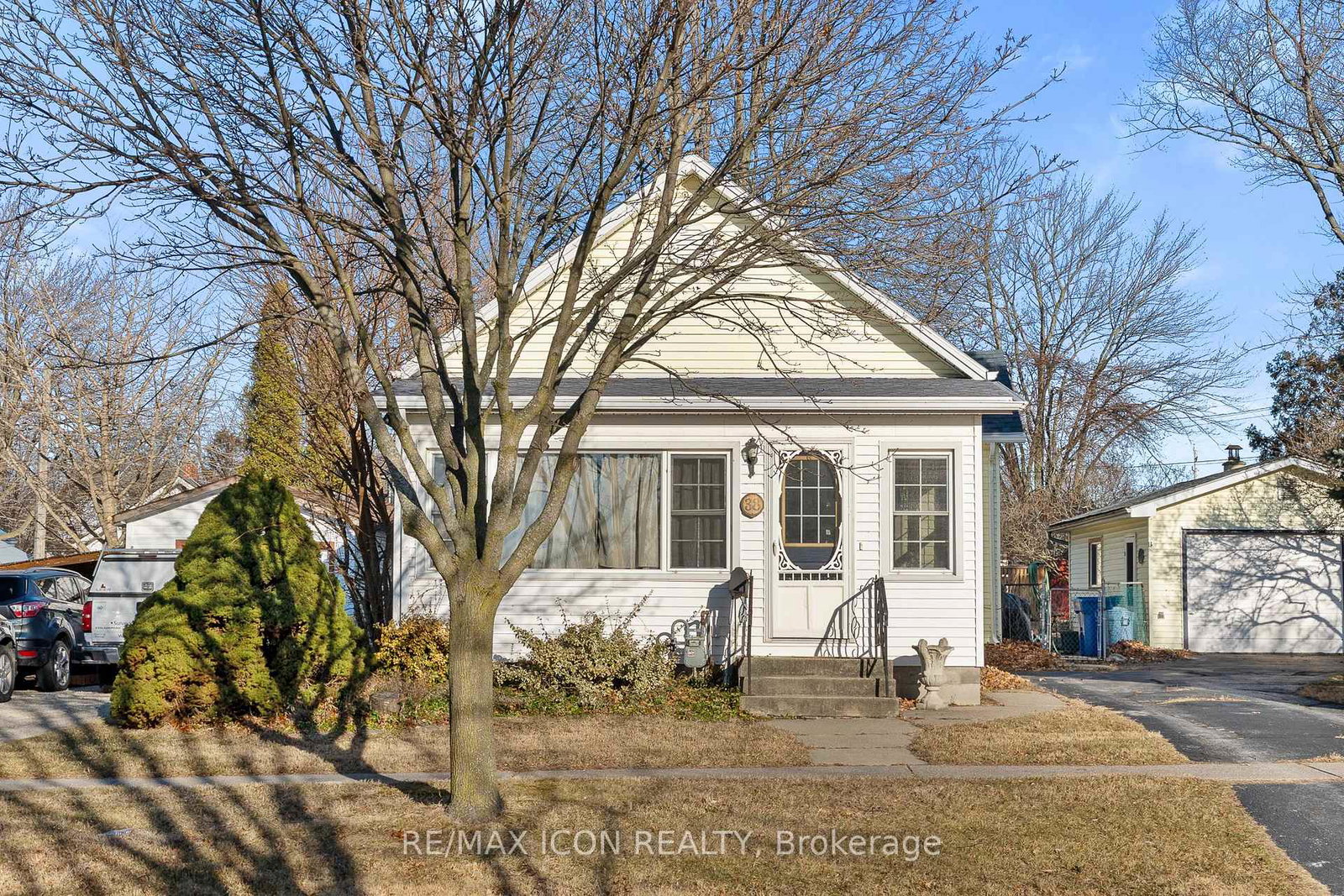 38-myrtle-street-kingsville-ontario-x12647520