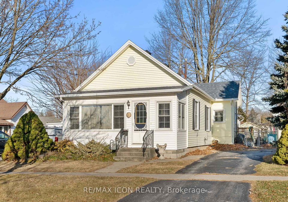 38-myrtle-street-kingsville-ontario-x12647520