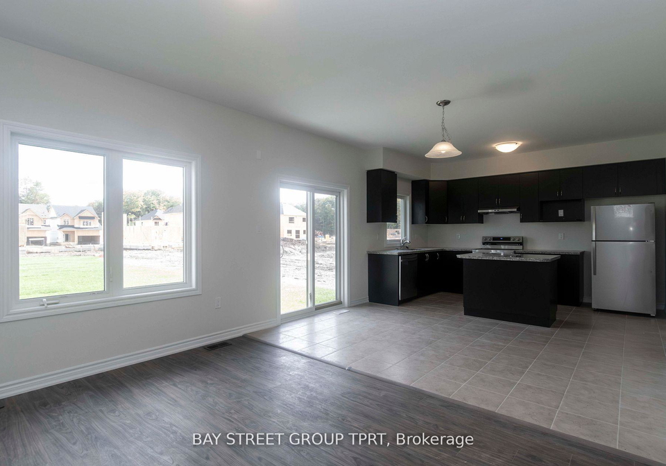 210-beechwood-forest-lane-gravenhurst-ontario-x12648136