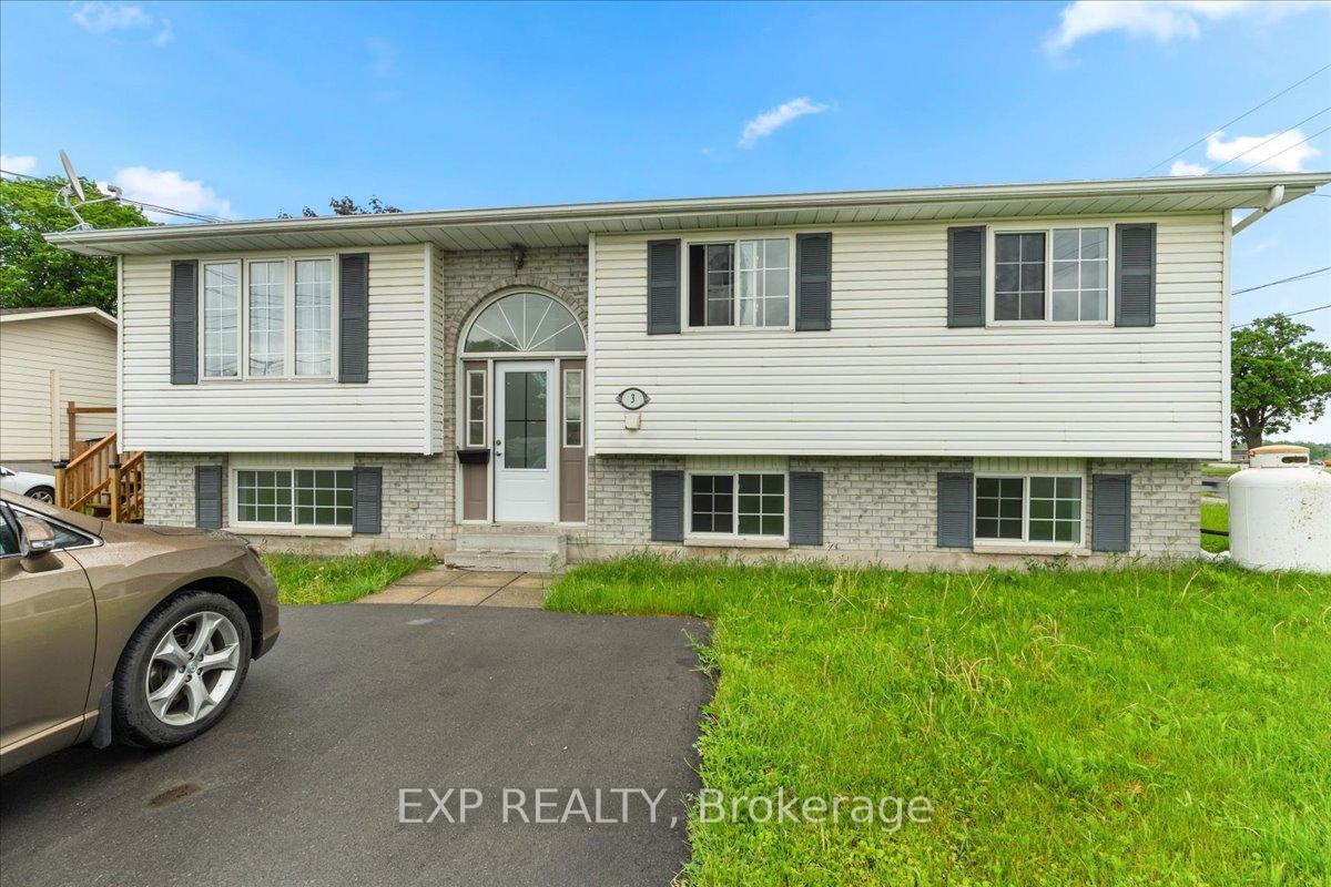 3-clifford-street-belleville-ontario-x12649056
