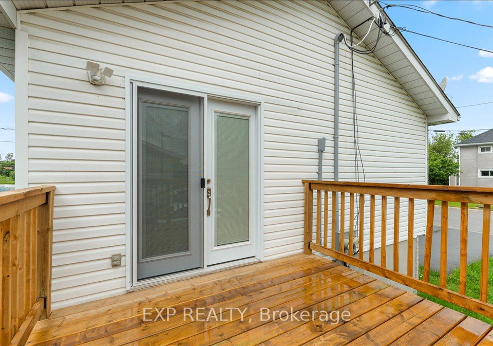 3-clifford-street-belleville-ontario-x12649056