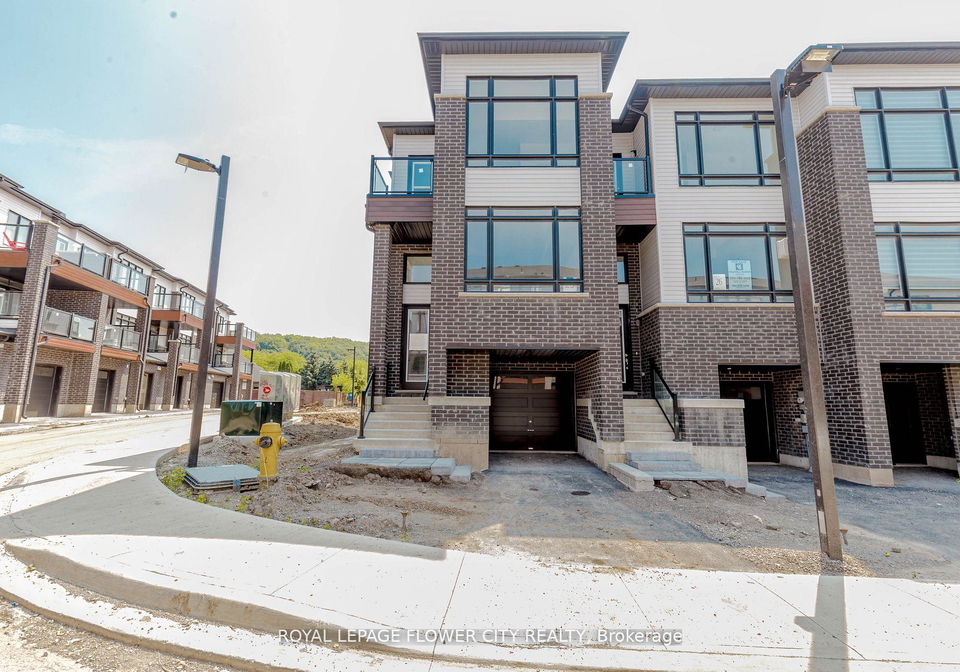 25-sidney-rose-common-st-catharines-ontario-x12649290