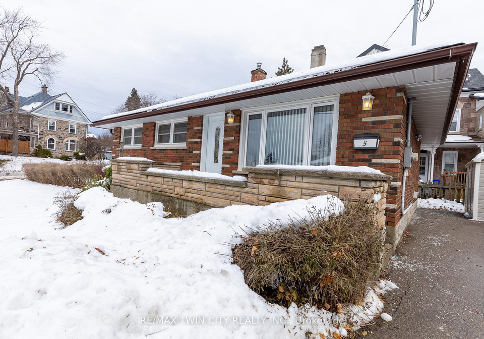5-mckenzie-street-cambridge-ontario-x12649458