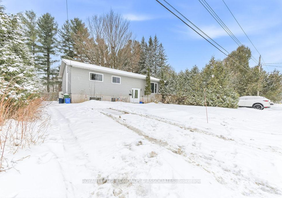 904-lea-street-pembroke-ontario-x12649470