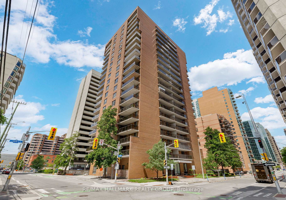 475-laurier-avenue-w-ottawa-ontario-x12649494