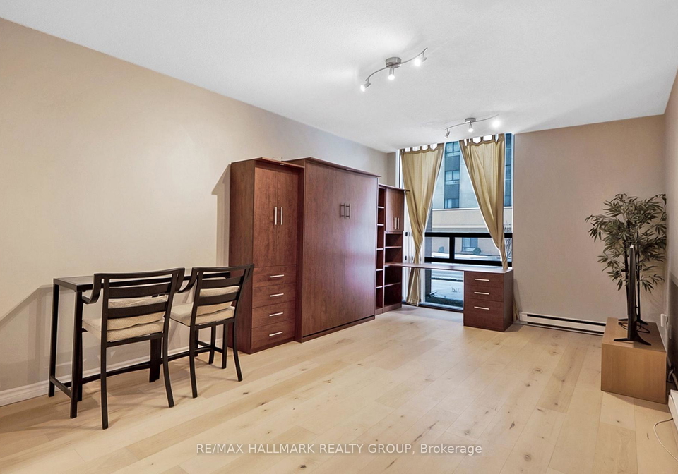 475-laurier-avenue-w-ottawa-ontario-x12649494