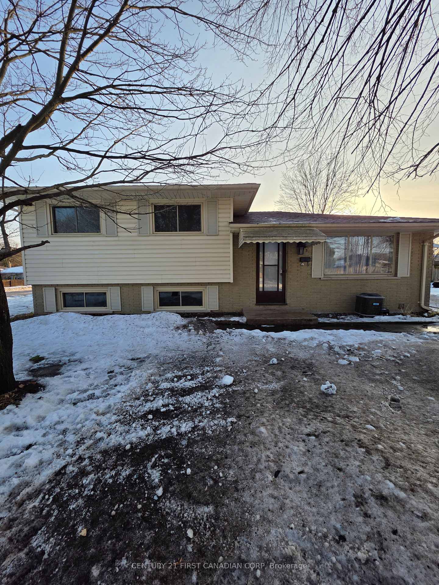93-cayuga-crescent-london-east-ontario-x12650254