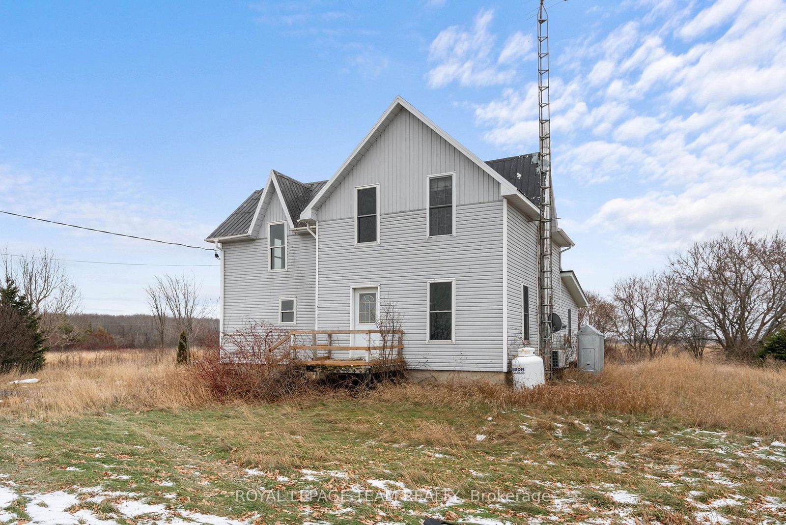 11802-county-road-18-south-dundas-ontario-x12650610