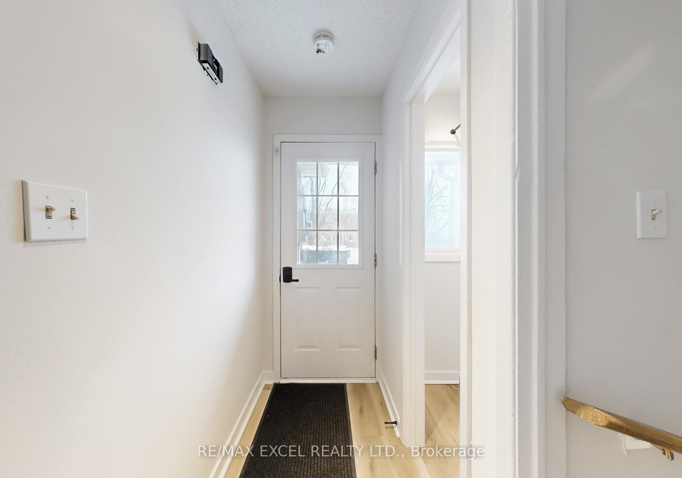 111-albert-street-s-kawartha-lakes-ontario-x12650646
