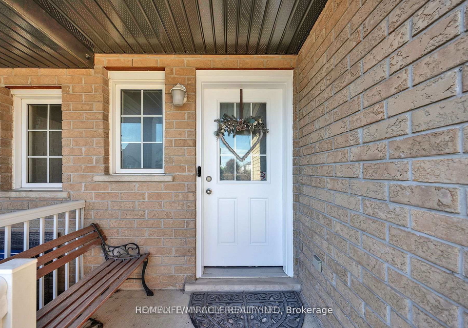 252-countrystone-crescent-kitchener-ontario-x12650996