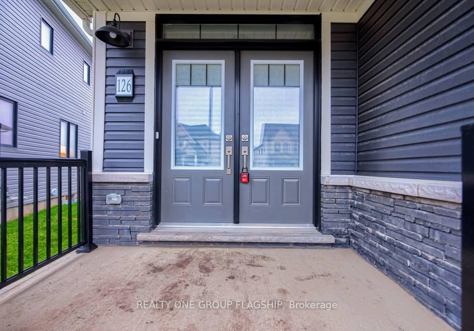 126-port-crescent-welland-ontario-x12651192