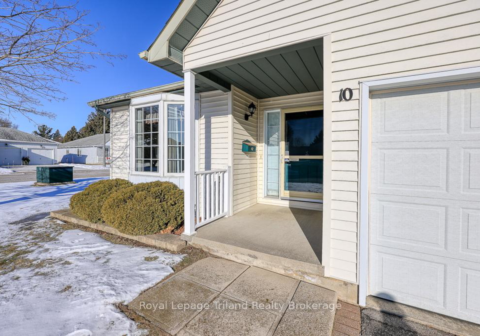10-armstrong-drive-tillsonburg-ontario-x12651322