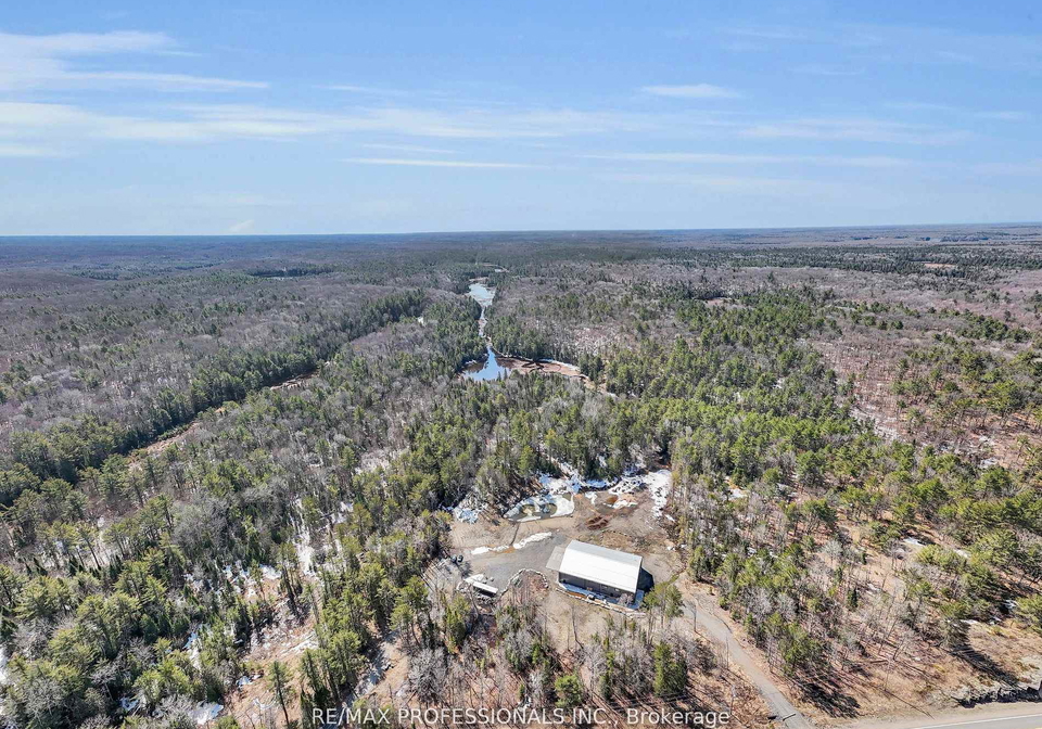 2320-highway-117-lake-of-bays-ontario-x12651386