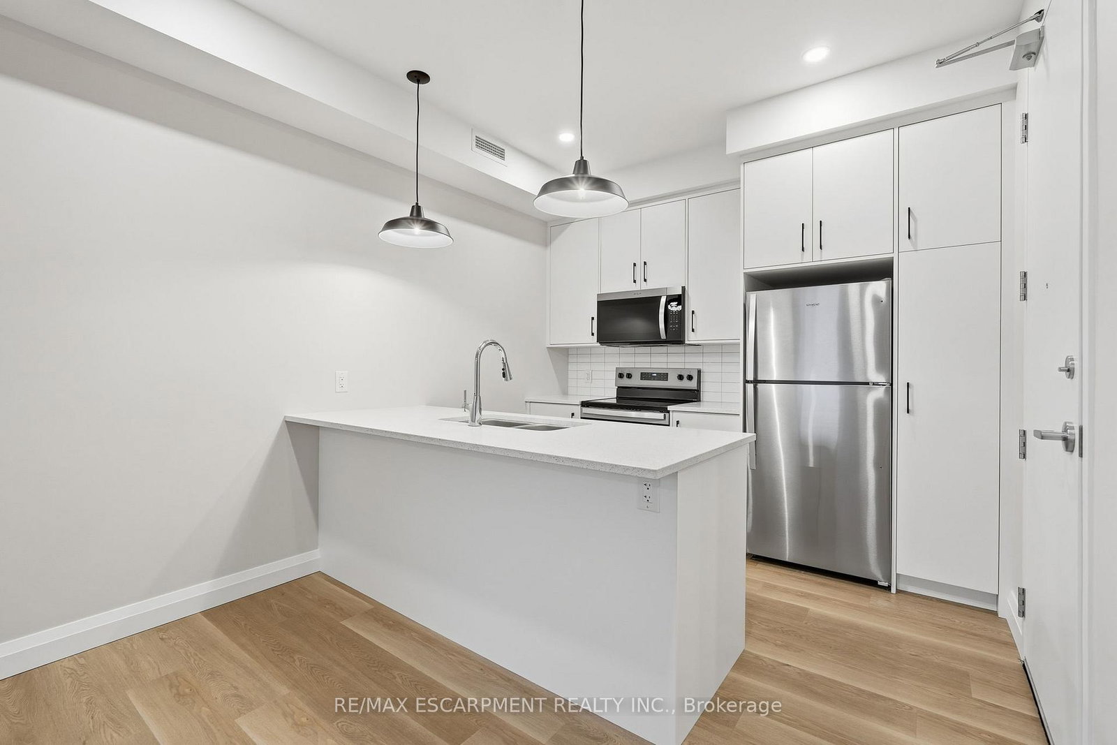 23park-street-n-hamilton-ontario-x12651822