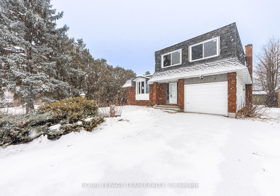 7-coolbrook-cr-crescent-ottawa-ontario-x12651954