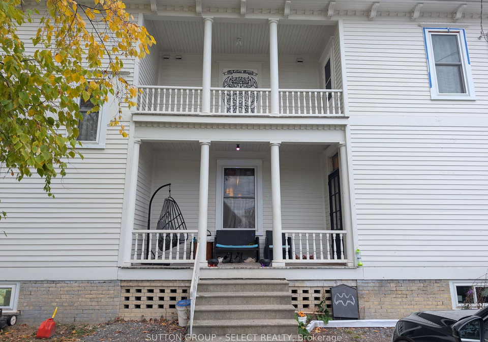555-erie-street-warwick-ontario-x12652244