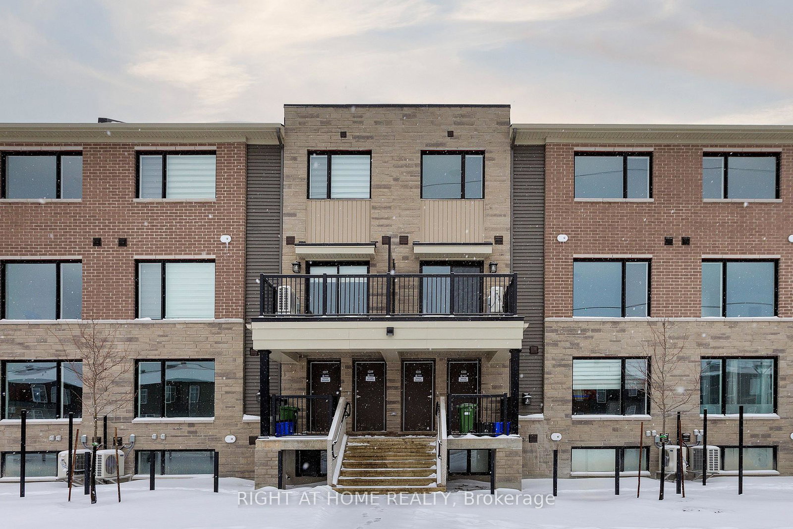 1221-creekway-private-kanata-ontario-x12652480