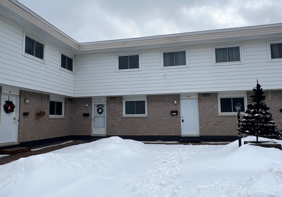 55-hadley-circle-ottawa-ontario-x12652632
