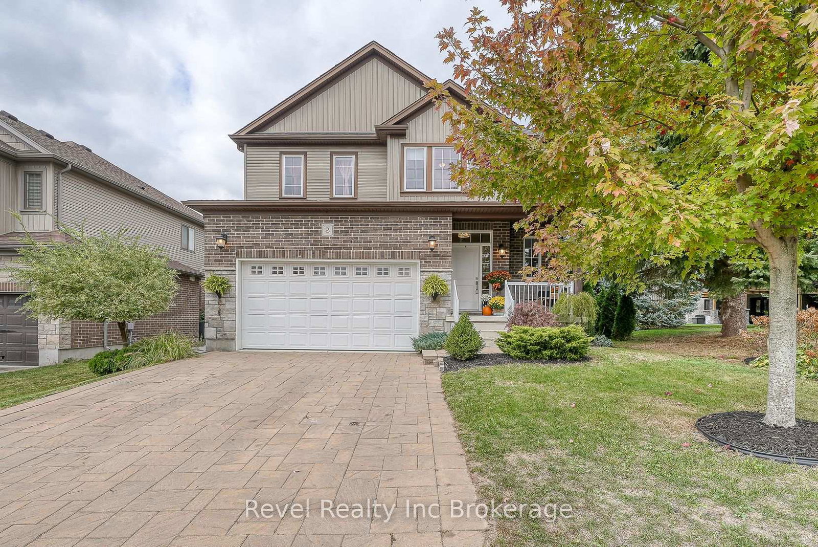 2-brookfield-court-ingersoll-ontario-x12652752