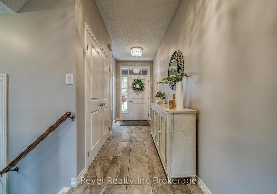2-brookfield-court-ingersoll-ontario-x12652752