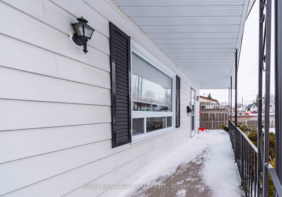 6-kerr-crescent-quinte-west-ontario-x12653300