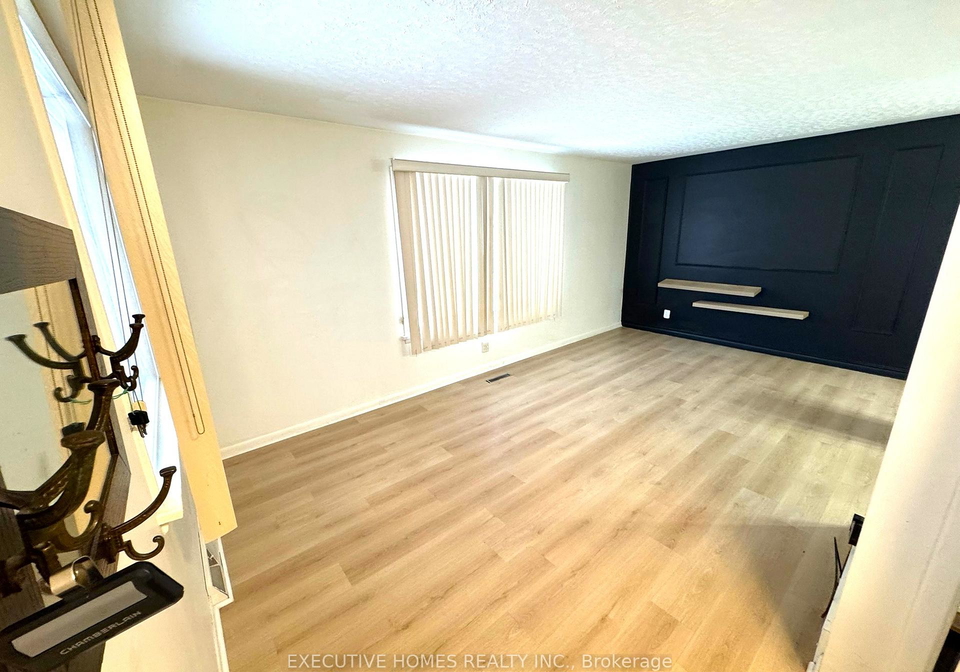 336-kingsway-avenue-thunder-bay-ontario-x12653344