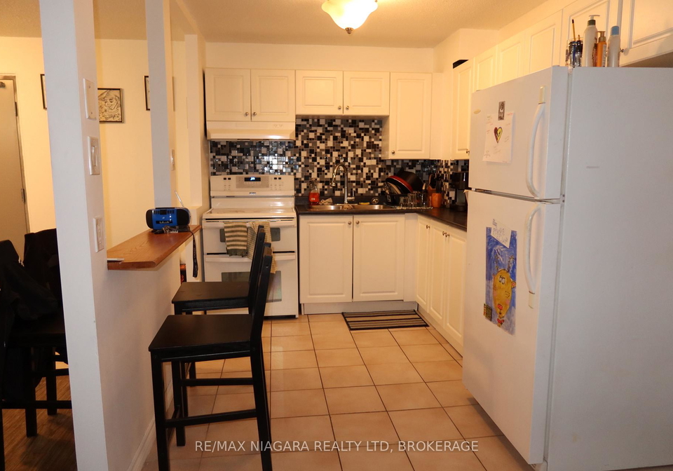 242-oakdale-avenue-st-catharines-ontario-x12654266