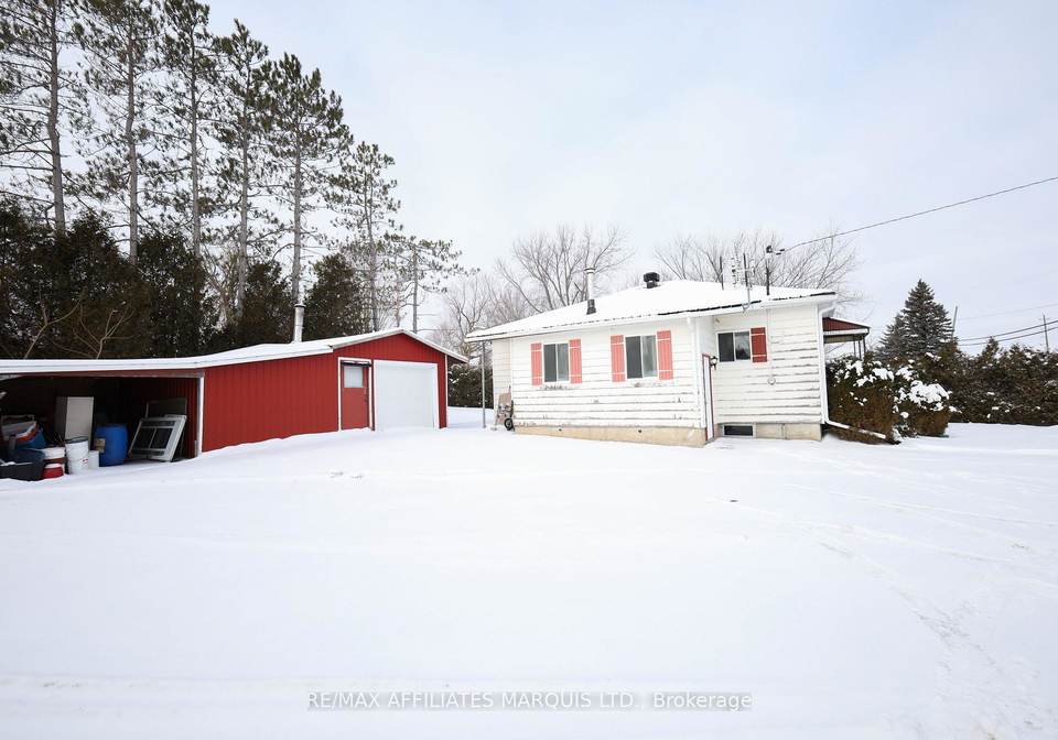3030-county-road-34-north-glengarry-ontario-x12654854