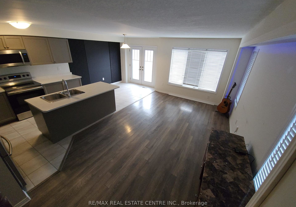 2-utter-place-hamilton-ontario-x12654938