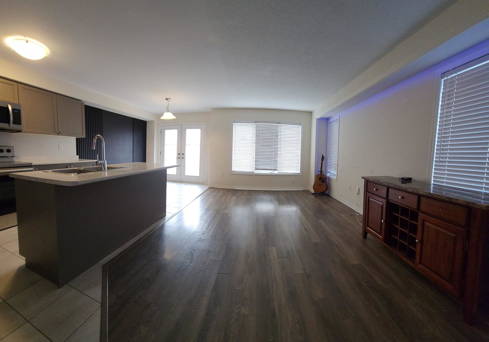 2-utter-place-hamilton-ontario-x12654938
