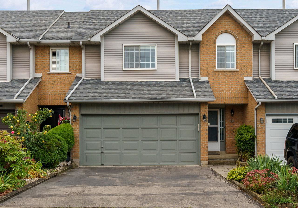 85-chelsea-crescent-hamilton-ontario-x12655624