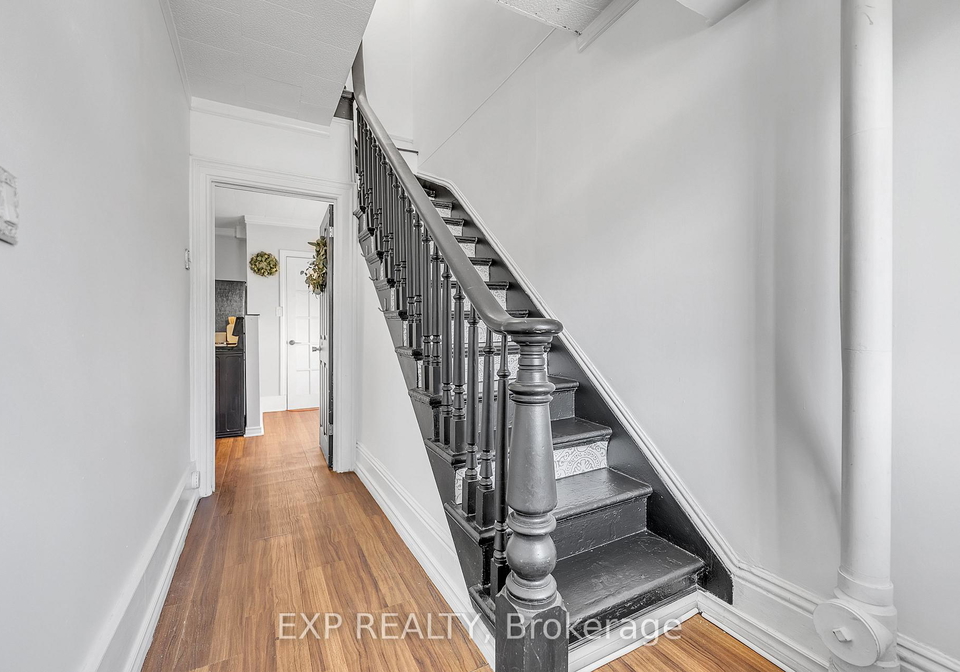 130-john-street-s-belleville-ontario-x12656054