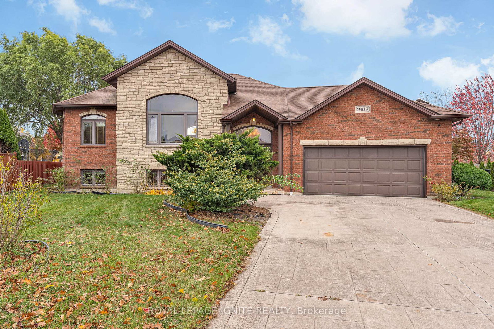 9617-manitou-crescent-windsor-ontario-x12656544