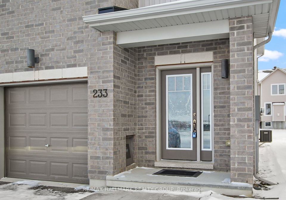 233-pingwi-place-ottawa-ontario-x12656604