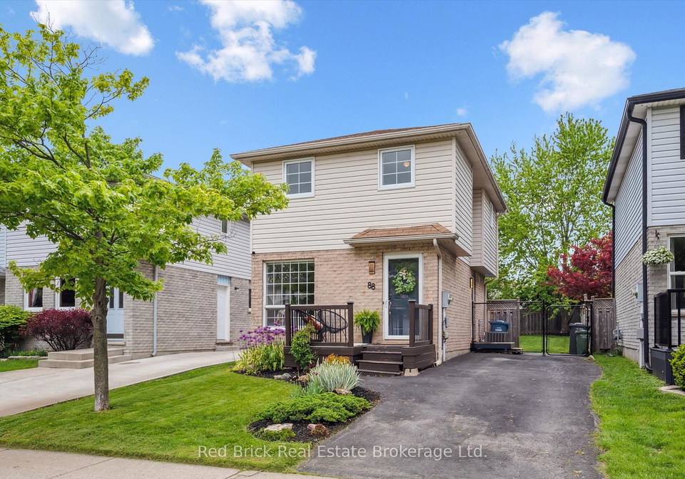 88-watt-street-guelph-ontario-x12656628