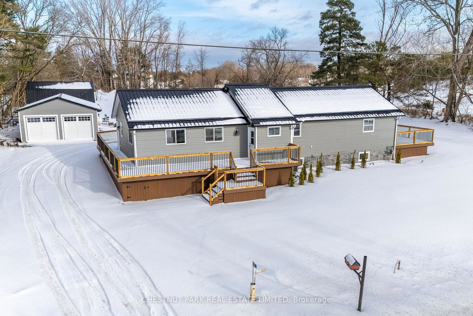 84-county-road-1-prince-edward-county-ontario-x12656702