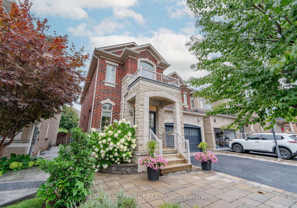 19-mcknight-avenue-hamilton-ontario-x12656994