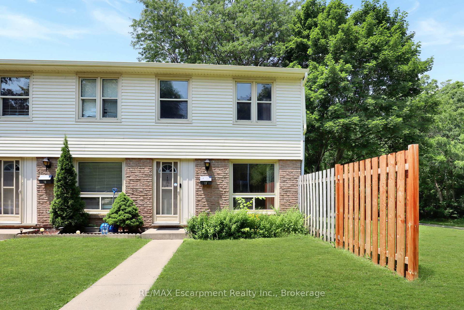 165-green-valley-drive-kitchener-ontario-x12657088