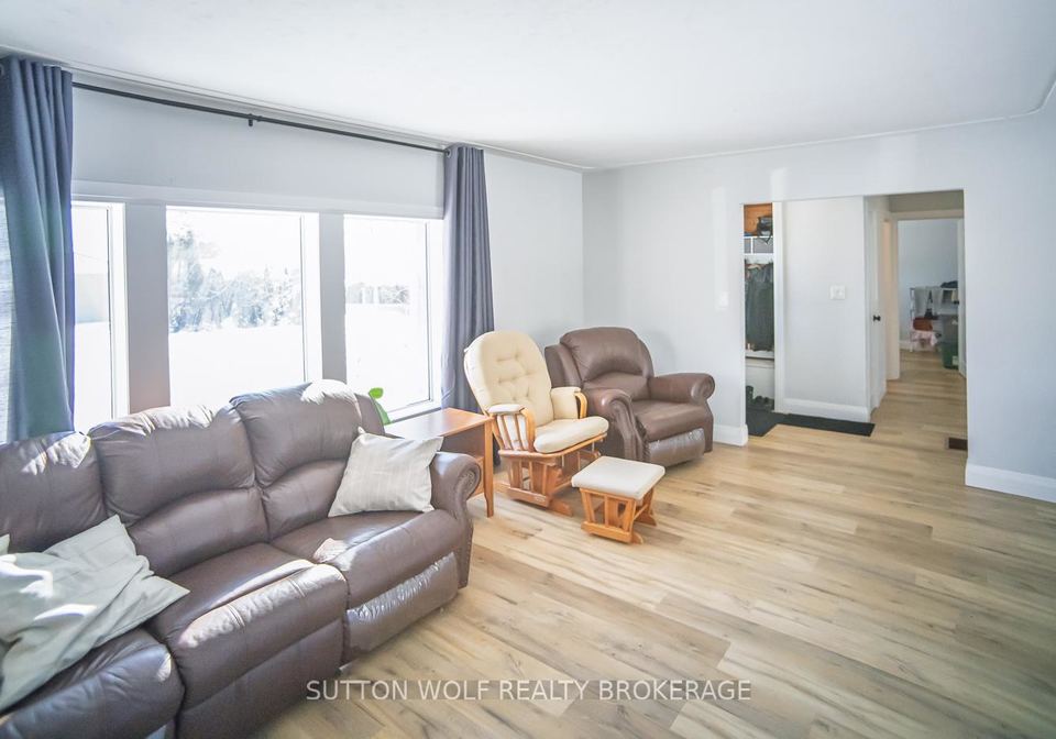 235-william-street-southwest-middlesex-ontario-x12657304