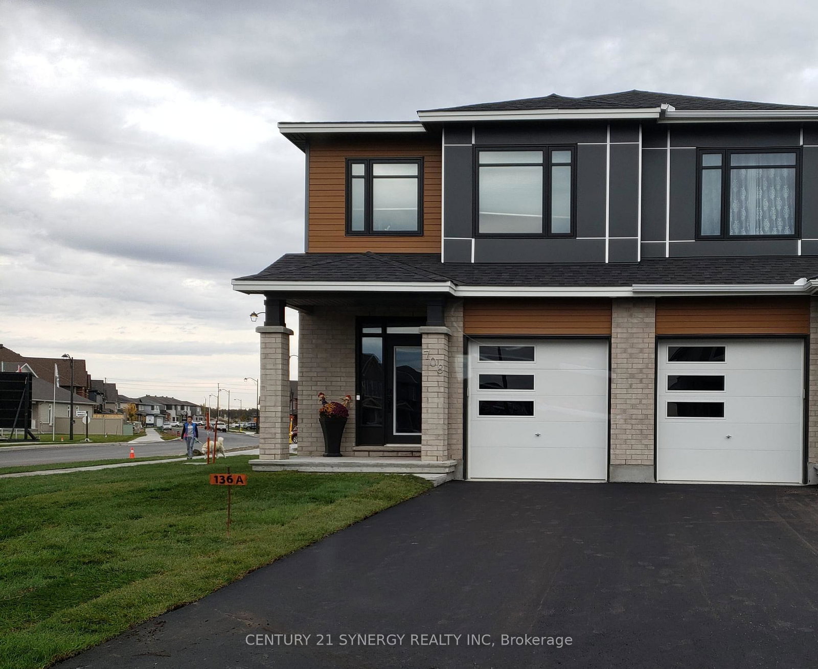 708-se-taliesin-crescent-ottawa-ontario-x12657434