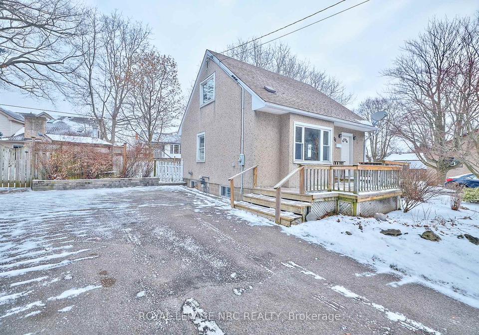 6151-harvey-street-niagara-falls-ontario-x12657634