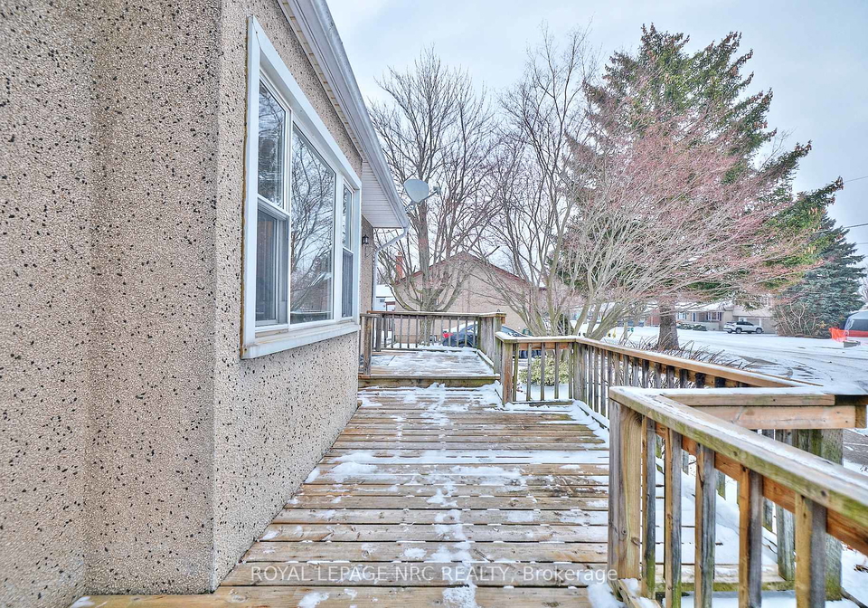 6151-harvey-street-niagara-falls-ontario-x12657634