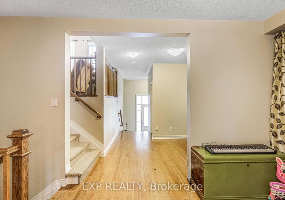 84-russet-terrace-ottawa-ontario-x12658082