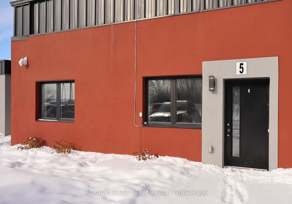 3880-county-7-road-south-dundas-ontario-x12658324