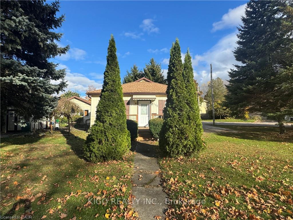 115-diagonal-road-north-huron-ontario-x12658516